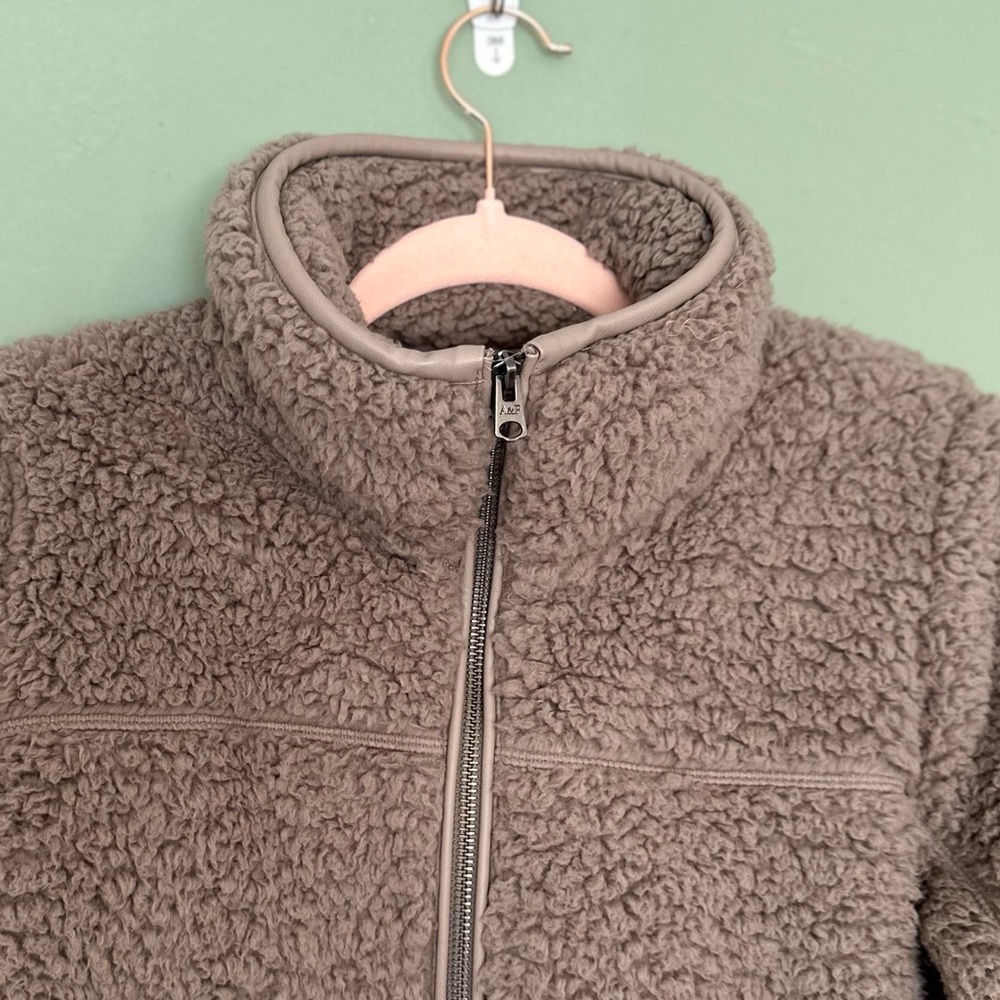 Tan Sherpa Pullover - Super Comfy And Soft - image 3